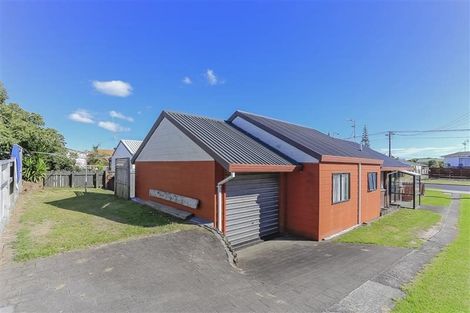 Photo of property in 61a Percy Road, Papamoa Beach, Papamoa, 3118