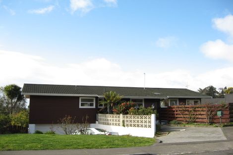 Photo of property in 33 Tauroa Road, Havelock North, 4130