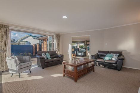 Photo of property in 39 Pukepapa Road, Marton, 4710