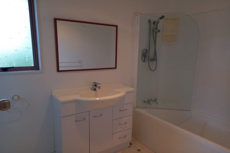Photo of property in 2/151 Astley Avenue, New Lynn, Auckland, 0600