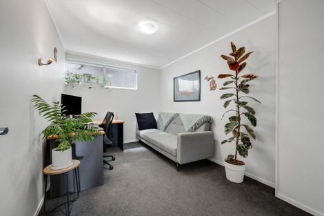 Photo of property in 3/64 Hattaway Avenue, Bucklands Beach, Auckland, 2012