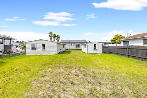 Photo of property in 4 Atkinson Avenue, Papatoetoe, Auckland, 2025