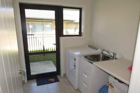 Photo of property in 46 Leeward Drive, Whitianga, 3510