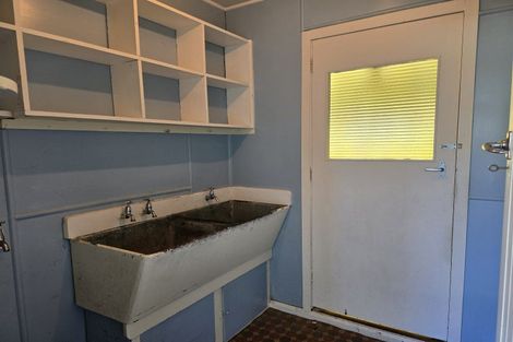 Photo of property in 10 Stirling Crescent, Hokowhitu, Palmerston North, 4410