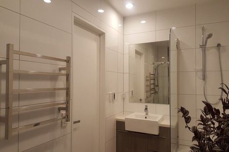 Photo of property in Apollo Apartments, 201/46 Rosedale Road, Rosedale, Auckland, 0632