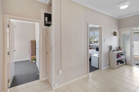 Photo of property in 61 Ferguson Street, Awapuni, Palmerston North, 4412