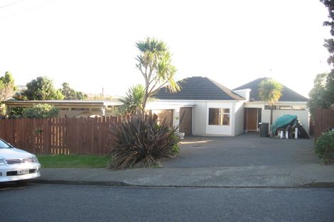 Photo of property in 13 Herewini Street, Titahi Bay, Porirua, 5022