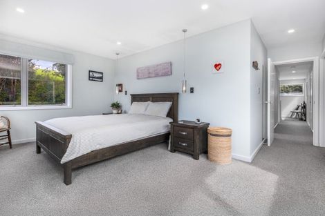 Photo of property in 40 Banks Boulevard, Whitby, Porirua, 5024