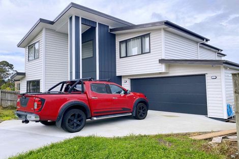 Photo of property in 38 Namsan Close, Fairview Heights, Auckland, 0632