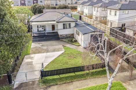 Photo of property in 1/52 Takanini Road, Takanini, 2112