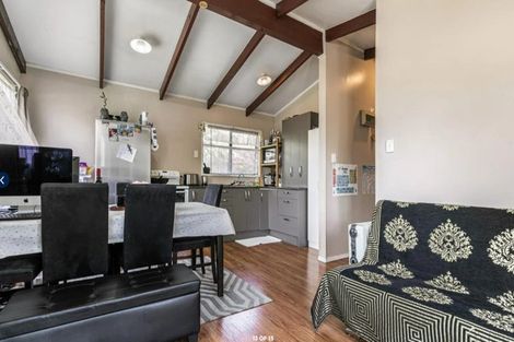 Photo of property in 24 West Coast Road, Glen Eden, Auckland, 0602