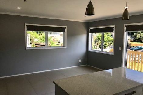 Photo of property in 20 Cypress Place, Sunnynook, Auckland, 0620