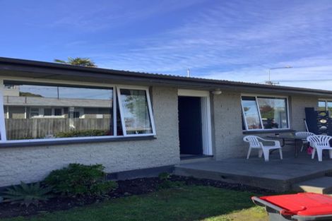 Photo of property in 2/451 Hereford Street, Linwood, Christchurch, 8011