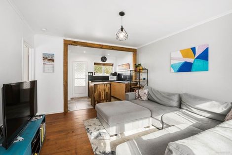 Photo of property in 3/760 Beach Road, Browns Bay, Auckland, 0630