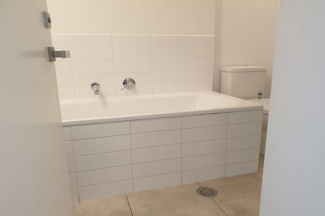 Photo of property in Augusta Apartments, 20/254 Willis Street, Te Aro, Wellington, 6011