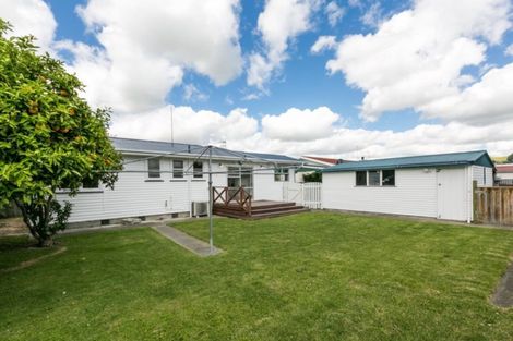 Photo of property in 19 Frickleton Street, Taradale, Napier, 4112