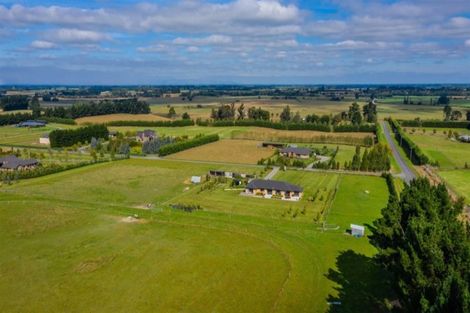 Photo of property in 72 Davis Road, Cust, Rangiora, 7471