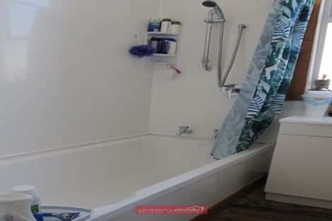 Photo of property in 180 Melbourne Street, South Dunedin, Dunedin, 9012