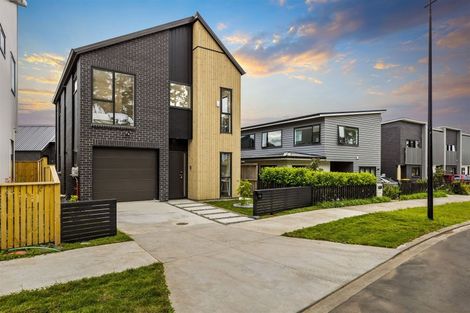 Photo of property in 19 Konoba Avenue, Kumeu, 0810