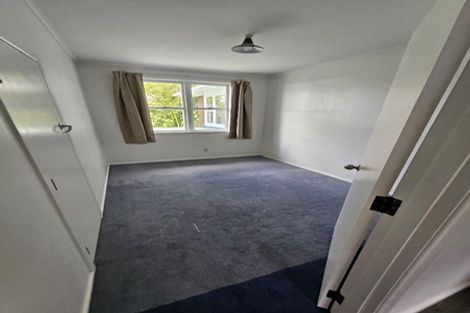 Photo of property in 5 Lynwood Road, New Lynn, Auckland, 0600