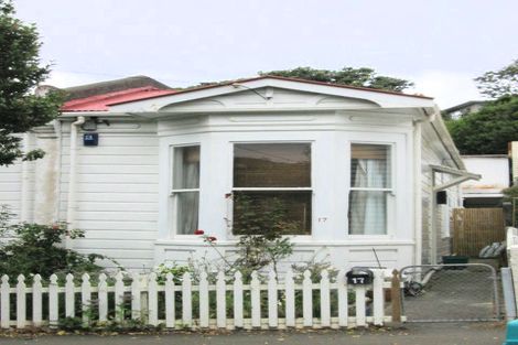 Photo of property in 17 Chatham Street, Berhampore, Wellington, 6023