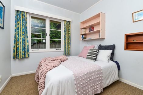 Photo of property in 35 Carey Street, Maeroa, Hamilton, 3200