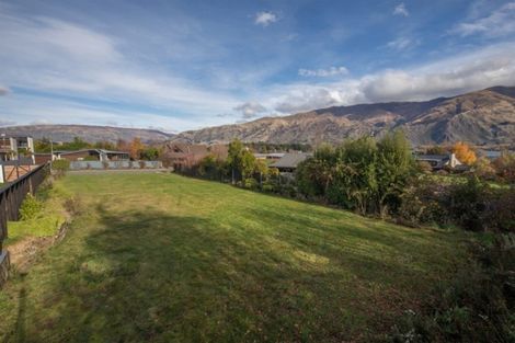 Photo of property in 2a Waimana Place, Wanaka, 9305