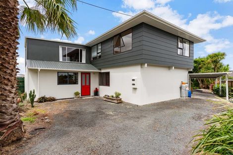 Photo of property in 6 Ferry Road, Waipu, 0510