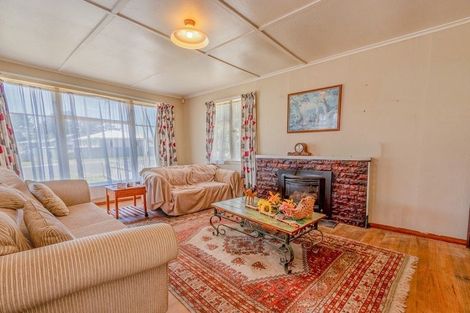 Photo of property in 99 Cornfoot Street, Castlecliff, Whanganui, 4501