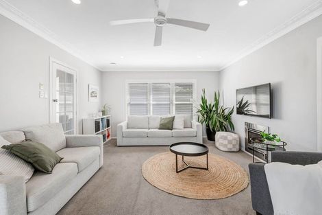 Photo of property in 11 Swann Beach Road, Stanmore Bay, Whangaparaoa, 0932