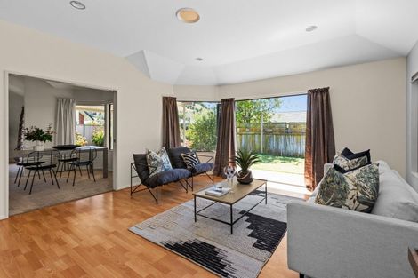 Photo of property in 6 Malbec Way, Greenmeadows, Napier, 4112