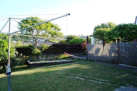 Photo of property in 81 Weatherly Road, Torbay, Auckland, 0630