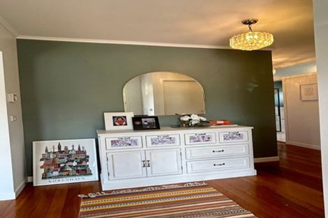 Photo of property in 6 Channel View Road, Campbells Bay, Auckland, 0630