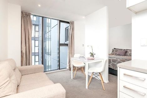 Photo of property in Queen's Residences, 2004/8 Airedale Street, Auckland Central, Auckland, 1010