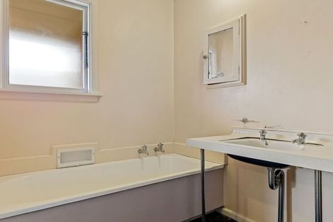 Photo of property in 216 Yaldhurst Road, Avonhead, Christchurch, 8042