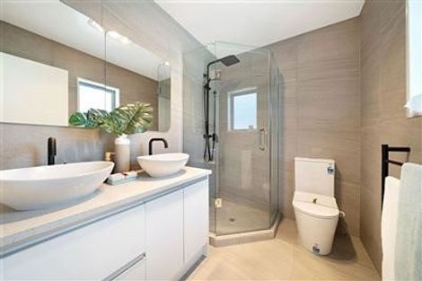 Photo of property in 693b Great North Road, Grey Lynn, Auckland, 1021
