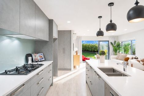 Photo of property in 21 Vintry Drive, Huapai, Kumeu, 0810