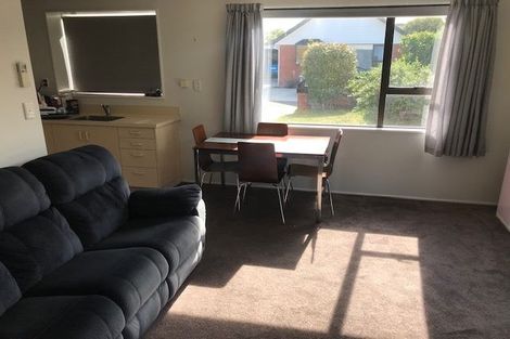 Photo of property in 7 Farm Lane, Parklands, Christchurch, 8083