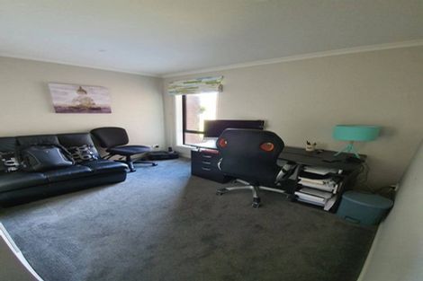 Photo of property in 17 Martindale Lane, Tuakau, 2121