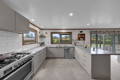 Photo of property in 964 Crozier Street, Pirongia, 3802