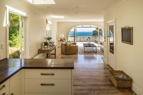 Photo of property in 150 Motuhara Road, Plimmerton, Porirua, 5026