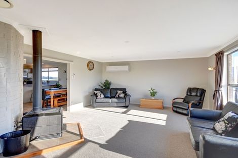 Photo of property in 35 Huntly Road, Outram, 9073