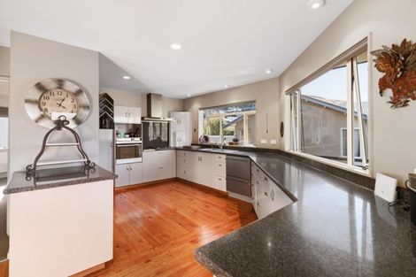 Photo of property in 70 Hensman Road, Queenstown, 9300