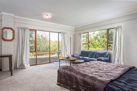 Photo of property in 15 Montclair Rise, Browns Bay, Auckland, 0630