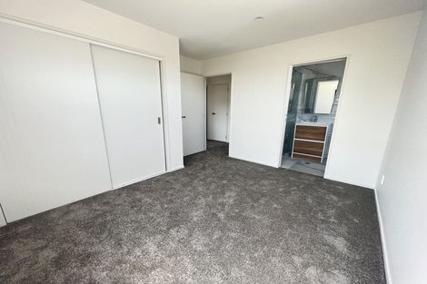 Photo of property in 41b Crestview Rise, Papakura, 2110