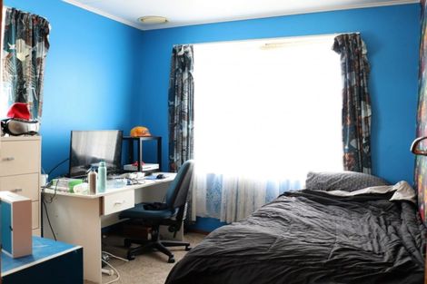 Photo of property in 15 Awatea Street, Levin, 5510