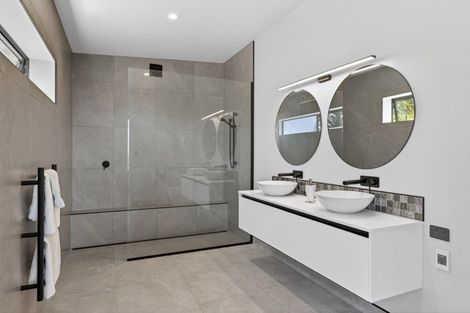 Photo of property in 13 Redmund Spur Road, Kennedys Bush, Christchurch, 8025