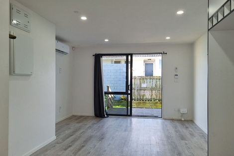 Photo of property in 2 Arnhem Place, Pukekohe, 2120