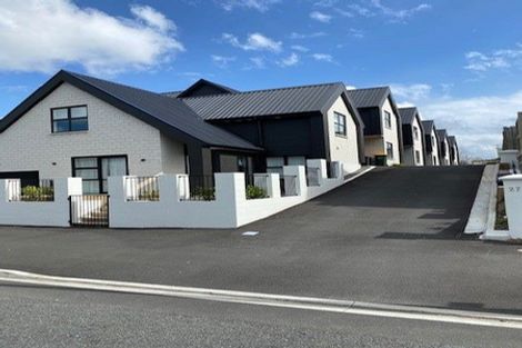 Photo of property in 2/27 Seddon Road, Frankton, Hamilton, 3204