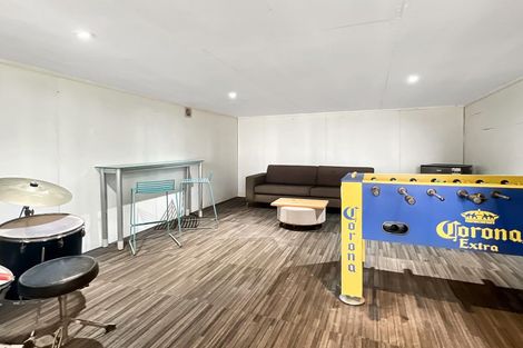 Photo of property in 222 Don Buck Road, Massey, Auckland, 0614